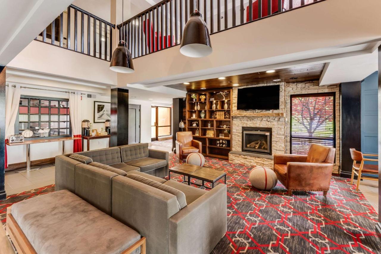 The Crossroads Hotel - Newburgh Luaran gambar