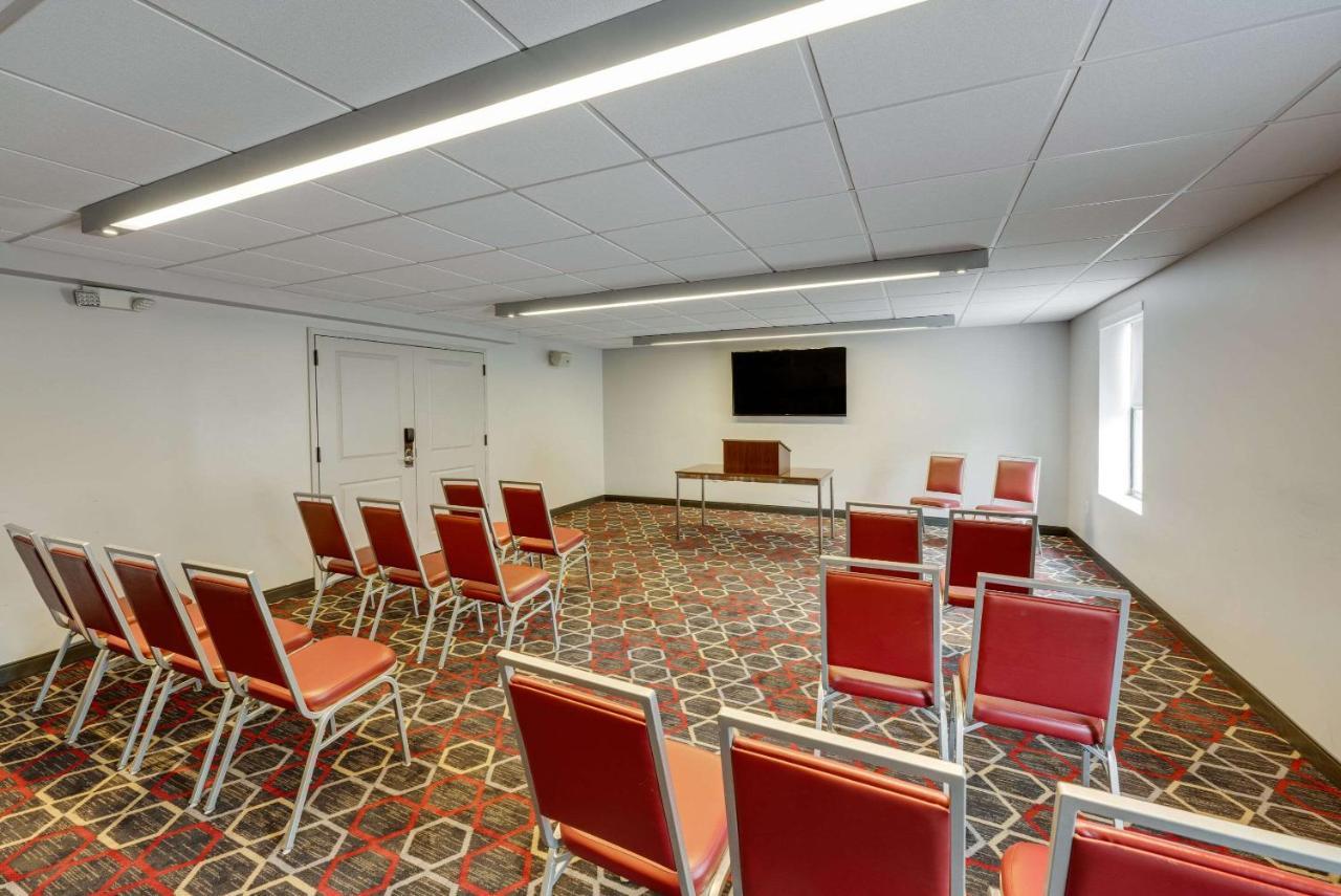 The Crossroads Hotel - Newburgh Luaran gambar