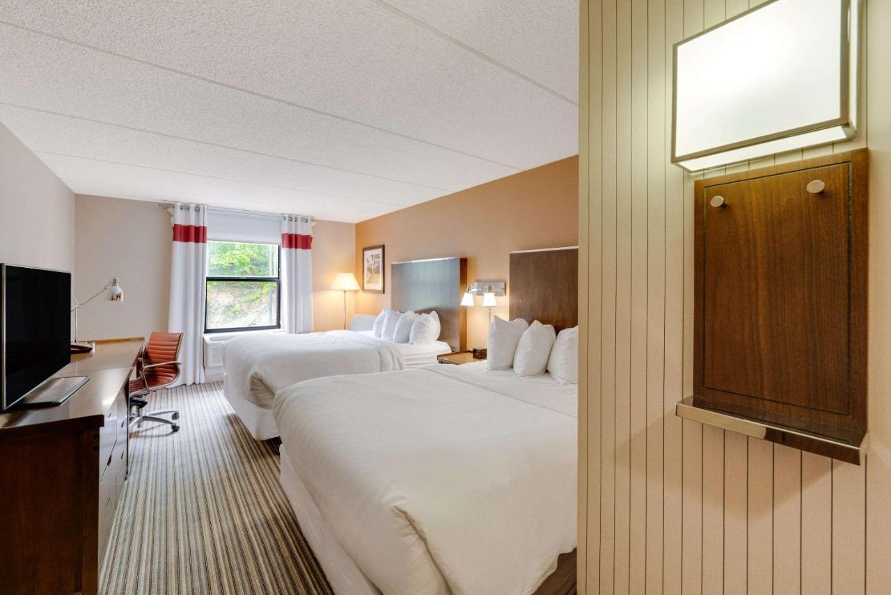 The Crossroads Hotel - Newburgh Luaran gambar