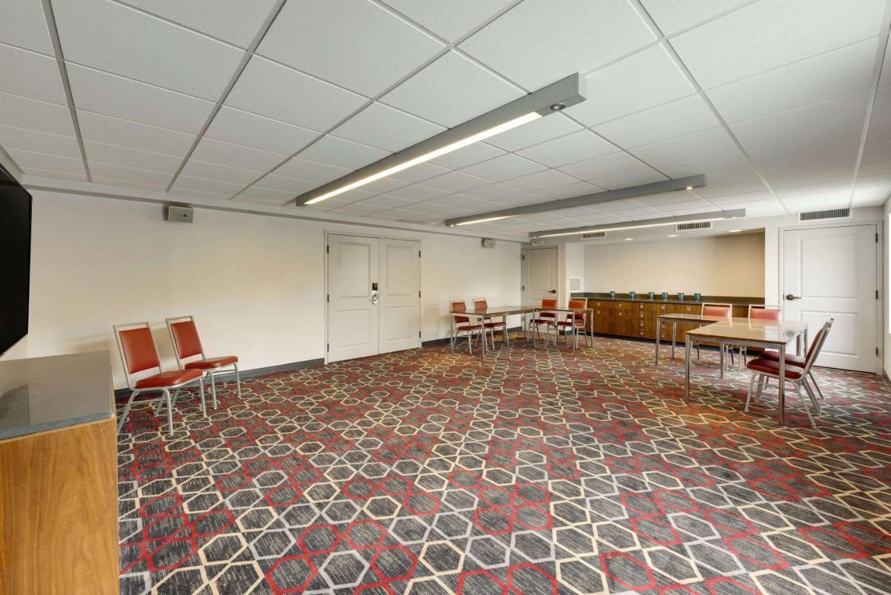 The Crossroads Hotel - Newburgh Luaran gambar