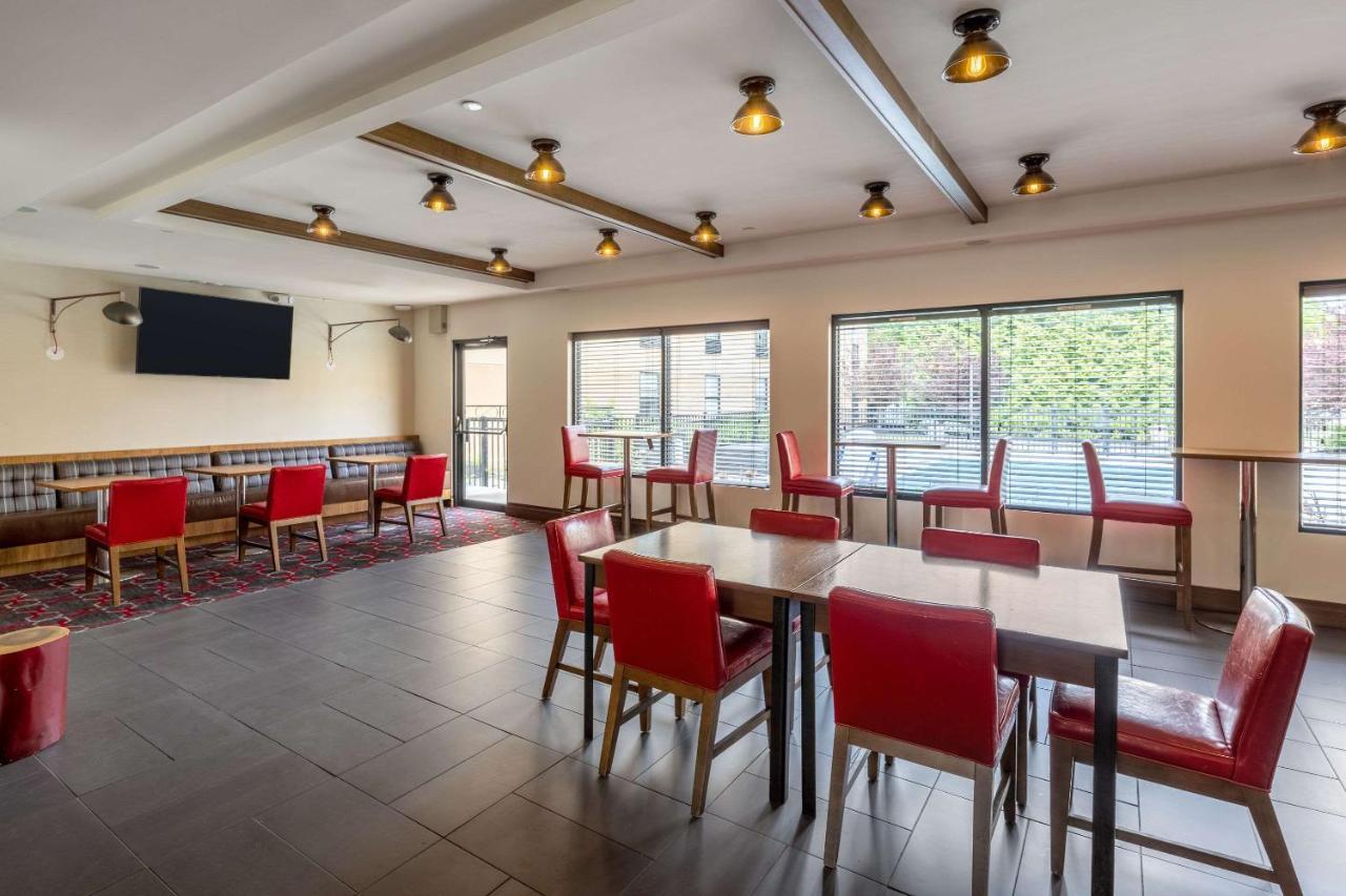 The Crossroads Hotel - Newburgh Luaran gambar